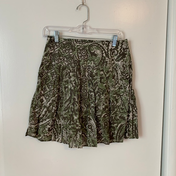 Banana Republic Skirt | Women’s Skirt (Sz 2) - Picture 1 of 3